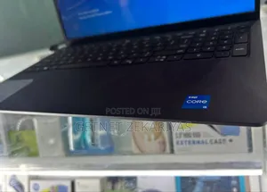 New Laptop Dell Inspiron 15 8GB Intel Core I5 SSD 512GB