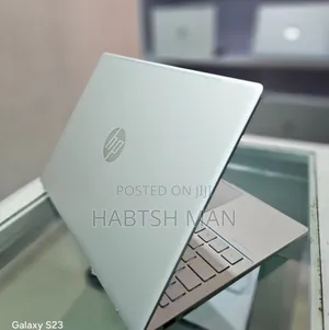 New Laptop HP Pavilion 15 8GB AMD Ryzen 5 SSD 512GB