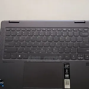 New Laptop Lenovo Yoga 730 8GB Intel Core I7 SSD 512GB