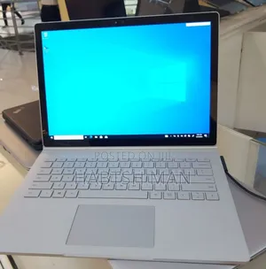 New Laptop Microsoft Surface Book 8GB Intel Core I5 SSD 256GB