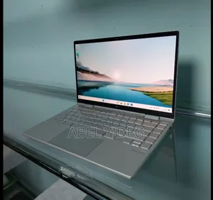 New Laptop HP Envy X360 8GB Intel Core I7 SSD 1T