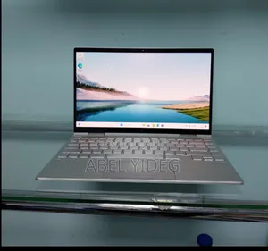 New Laptop HP Envy X360 8GB Intel Core I7 SSD 1T