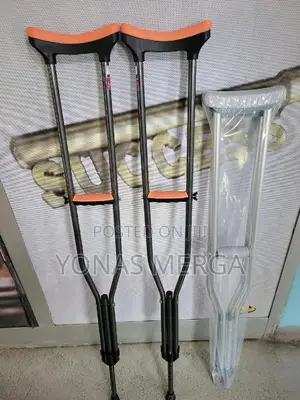 Black Height Adjustable 2pcs Ultralight Underarm Crutch