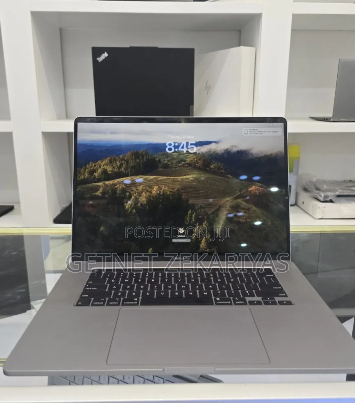 New Laptop Apple MacBook Pro 2019 16GB Intel Core I7 SSD 1T