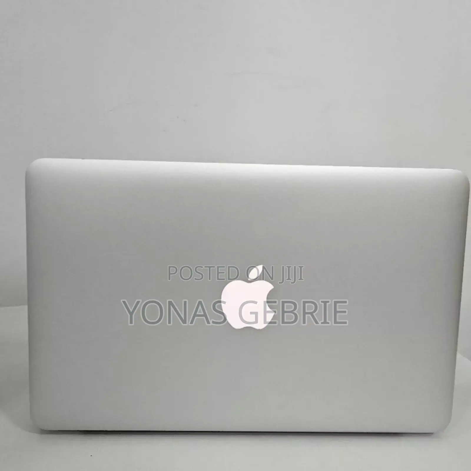 New Laptop Apple MacBook Air 2015 8GB Intel Core i5 SSD 128GB