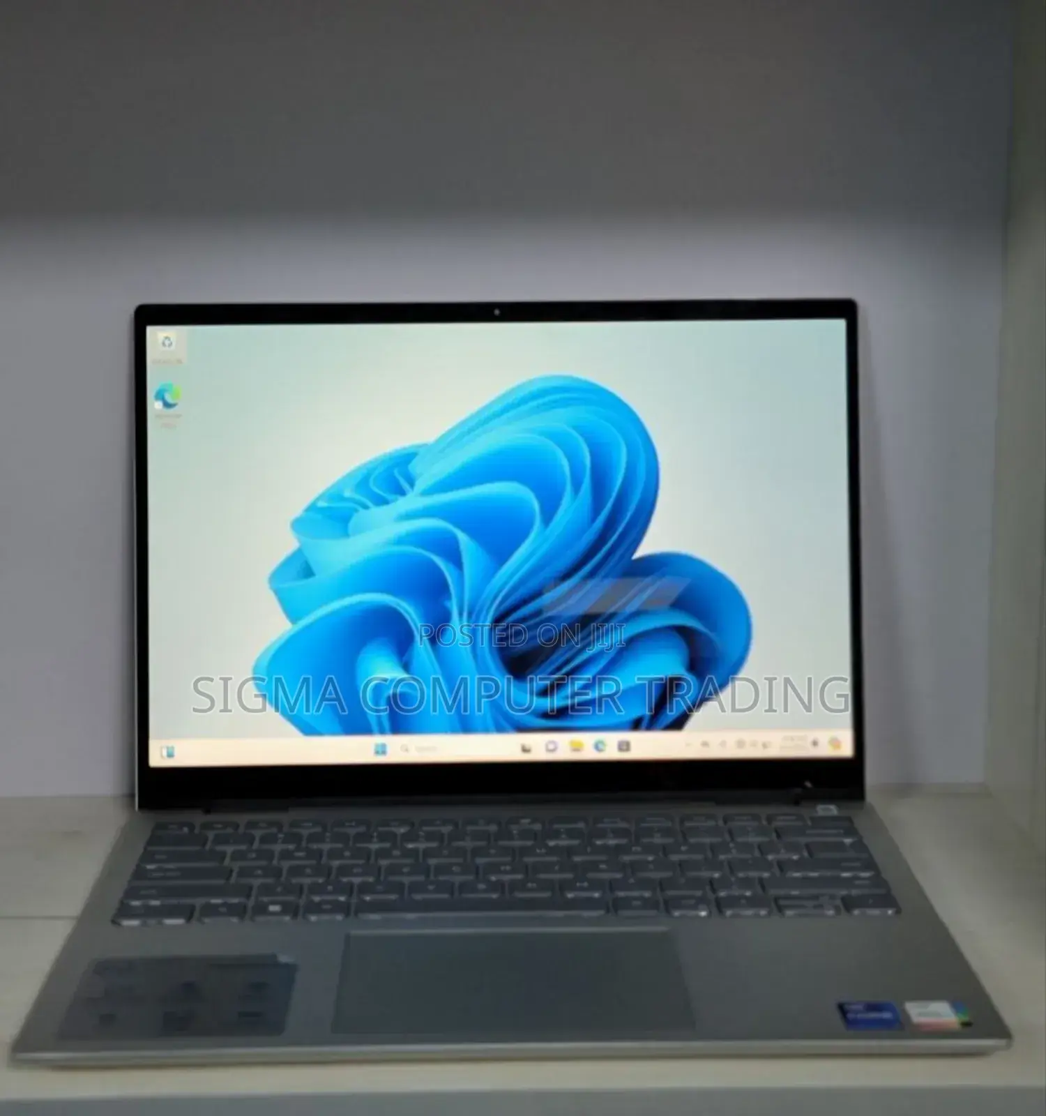 New Laptop Dell Inspiron 13 7000 16GB Intel Core I7 SSD 512GB