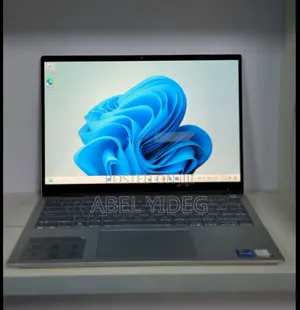 New Laptop Dell Inspiron 13 7352 16GB Intel Core I7 SSD 512GB