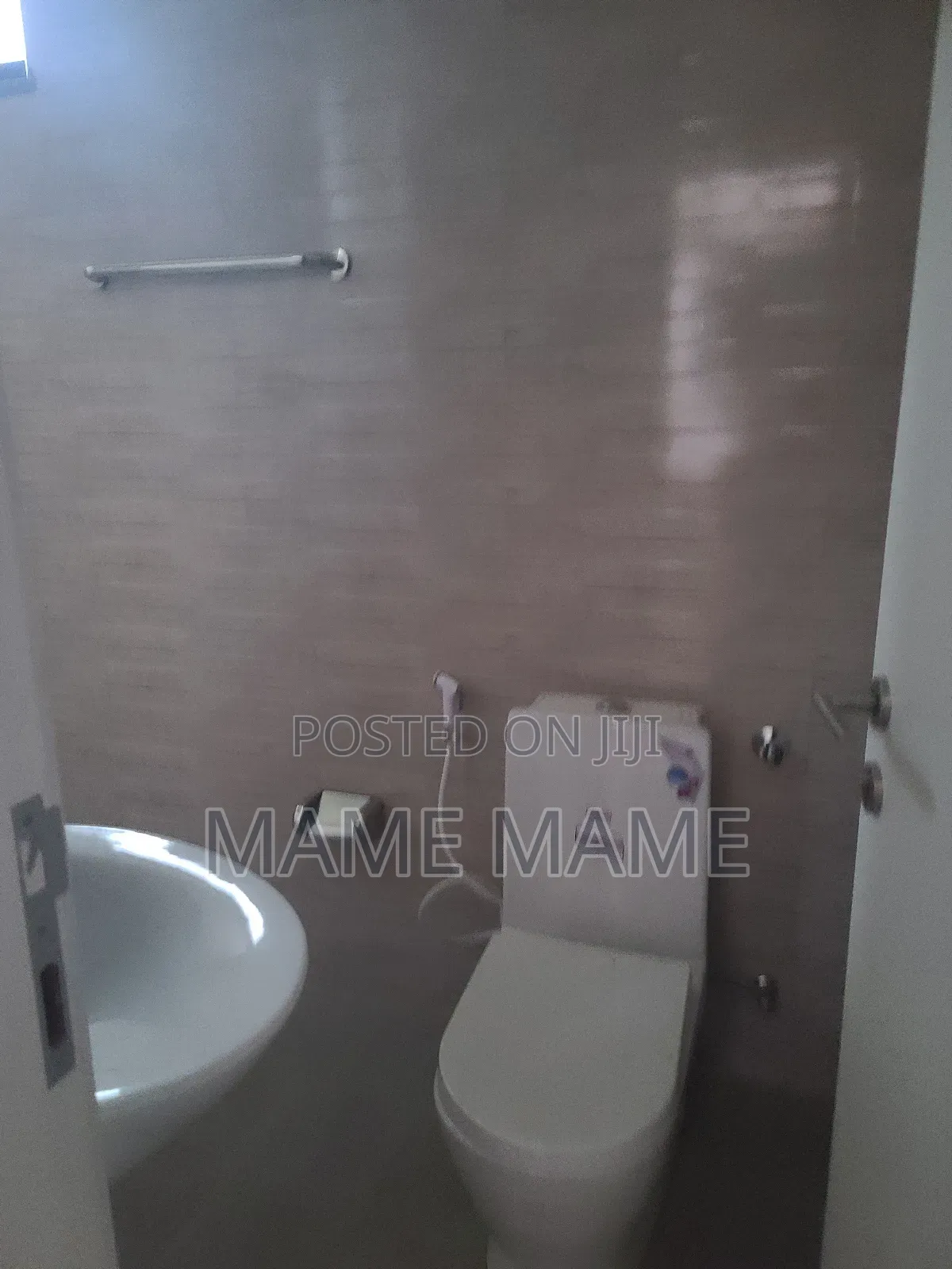 9bdrm House in Addis Abeba, Bole for rent