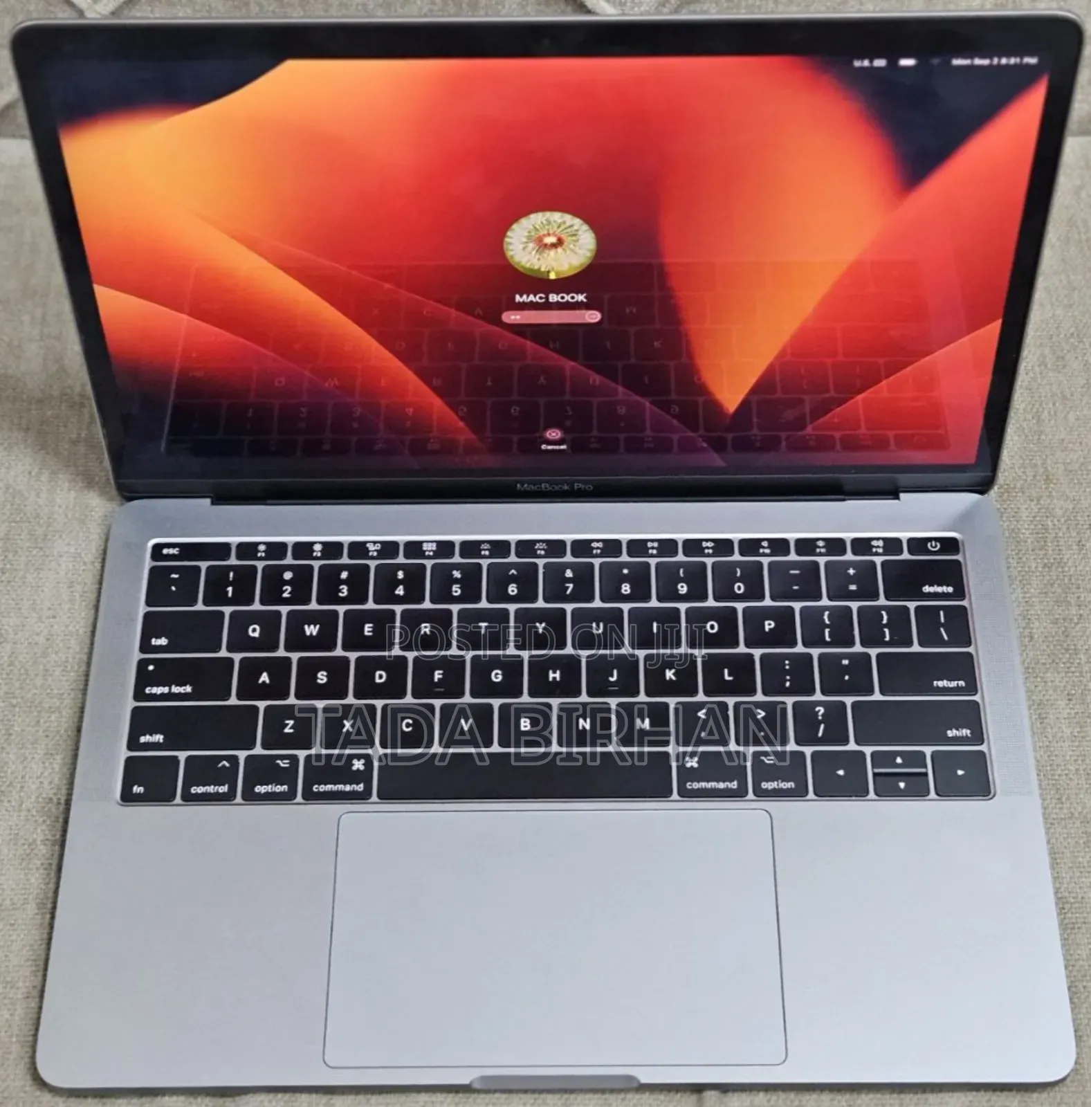 New Laptop Apple MacBook Pro 2017 8GB Intel Core I5 SSD 512GB