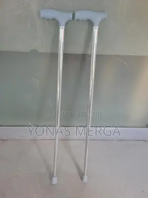 Walking Cane +Durability and Light Weight. Broad Base