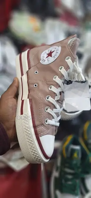 Allstar Converse Chuck Taylor Leather High Master Quality Sh