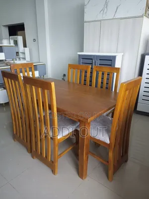 መመገቢያ ጠረጴዛ/Dining Table