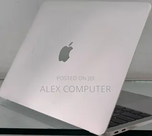 New Laptop Apple MacBook Air 2019 16GB Intel Core I5 SSD 256GB