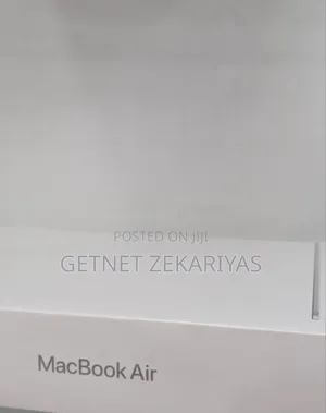 New Laptop Apple MacBook Air 2022 M2 8GB Apple M2 SSD 512GB