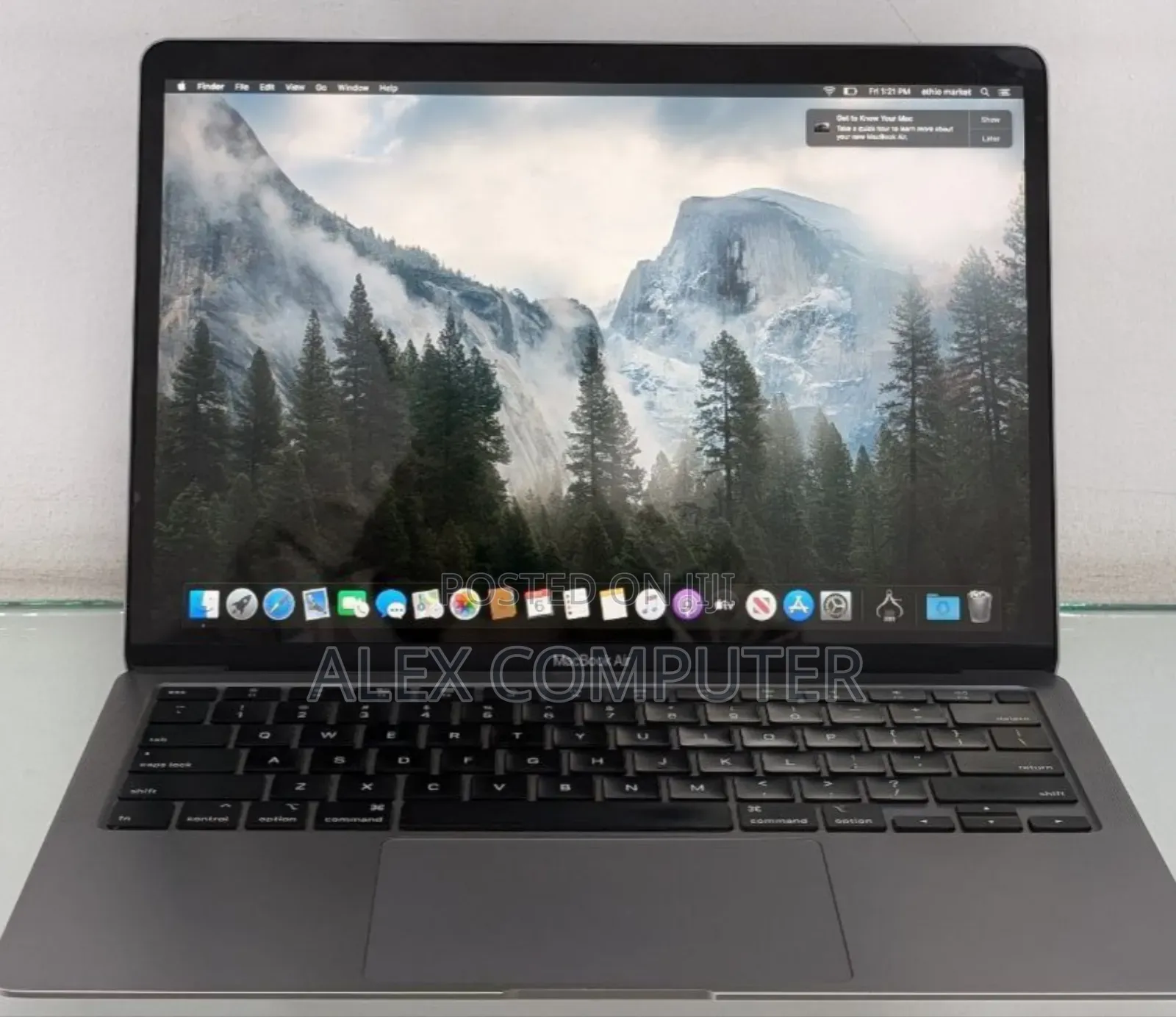 New Laptop Apple MacBook Air 2020 M1 8GB Intel Core I3 SSD 256GB