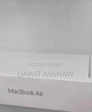 New Laptop Apple MacBook Air 2022 M2 8GB Apple M2 SSD 512GB