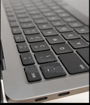 New Laptop Apple MacBook Air 2020 8GB Intel Core I3 SSD 256GB