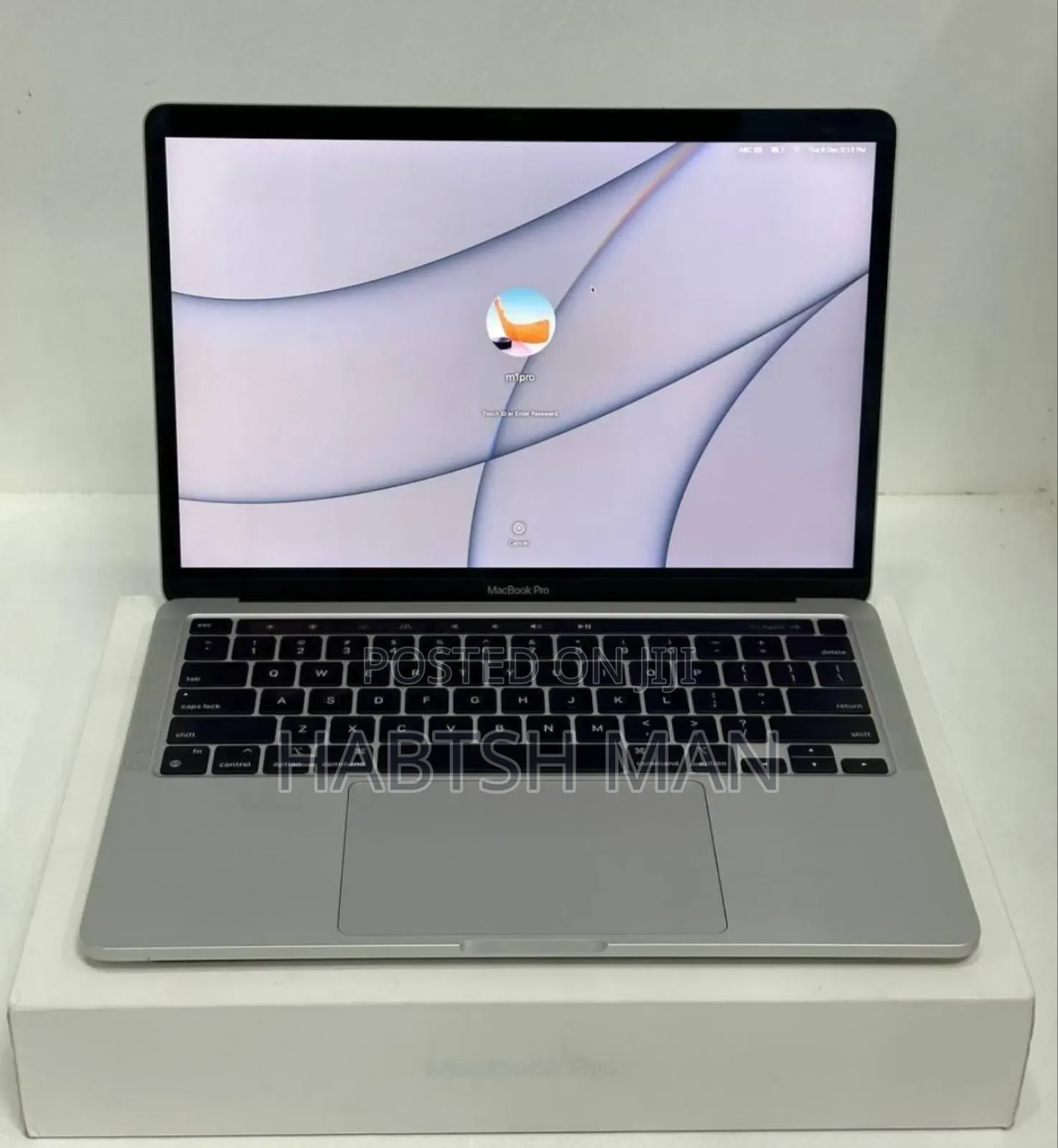 New Laptop Apple MacBook Pro M1 8GB Apple M1 Pro SSD 256GB