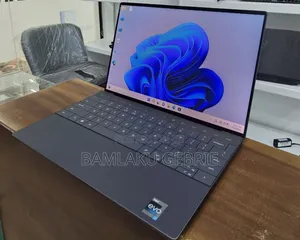 New Laptop Dell XPS 13 32GB Intel Core I7 SSD 1T