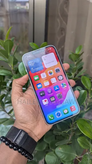 Apple iPhone 13 128 GB Pink