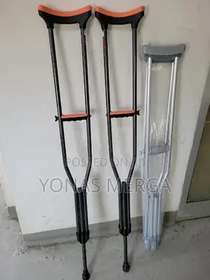 Medsor Impex Adjustable 2 PCS Underarm Crutch Axillary