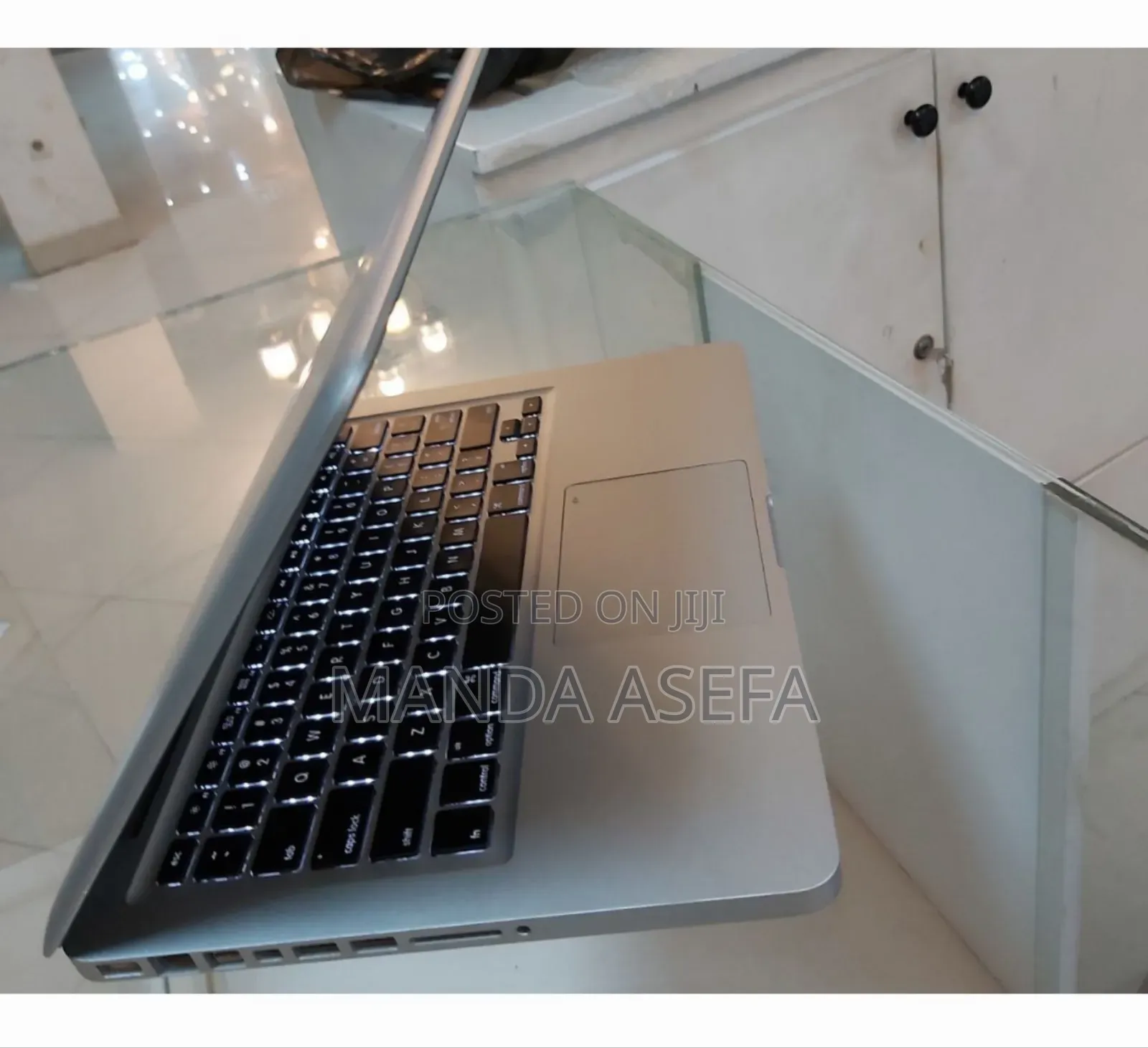 New Laptop Apple MacBook Pro 2012 4GB Intel Core I5 SSD 128GB