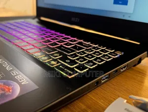 New Laptop MSI GF63 8GB Intel Core I7 SSD 512GB