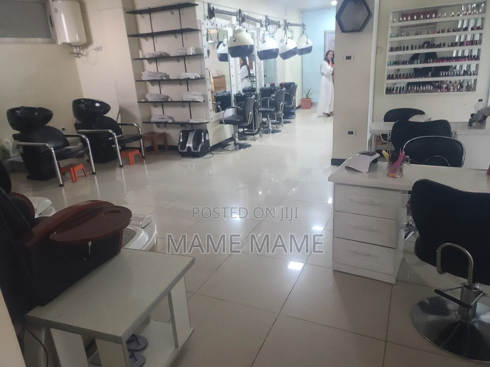 Beauty Salon for Rent