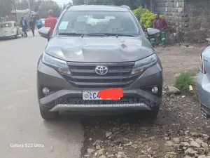 Toyota Rush 2023 Gray