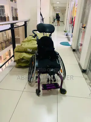 Wheel Chairs With High Backrest, Easy to Travel, Wheelchair
