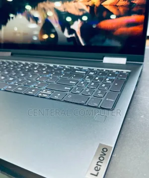 New Laptop Lenovo Yoga 710 16GB Intel Core I5 SSD 512GB