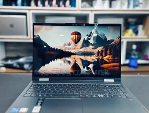 New Laptop Lenovo Yoga 710 16GB Intel Core I5 SSD 512GB