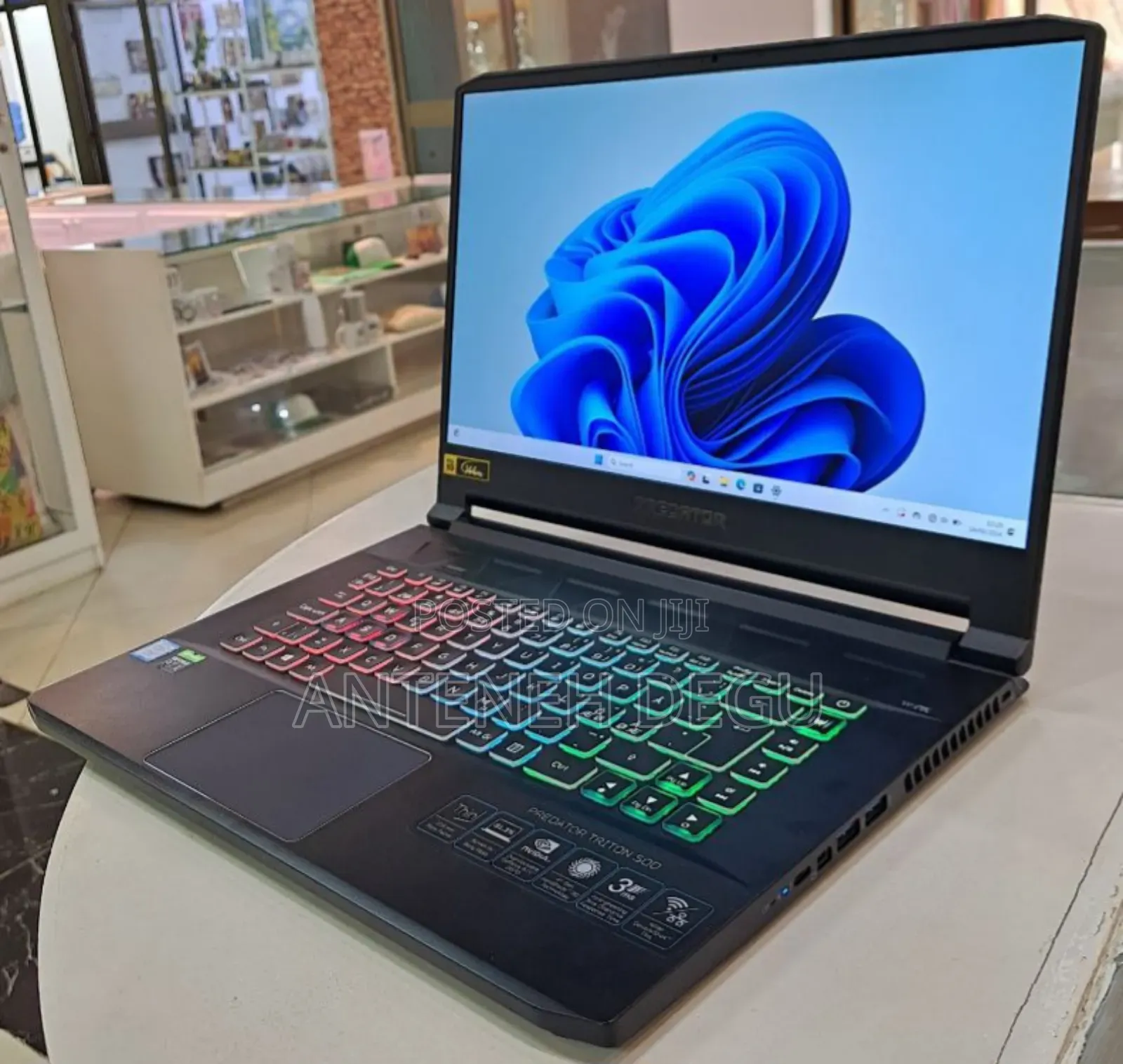 New Laptop Acer Predator Helios 300 16GB Intel Core i7 SSD 1T
