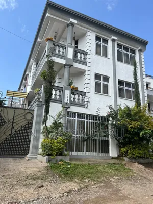 5bdrm Mansion in Fggc, Oromia-Finfinne for sale