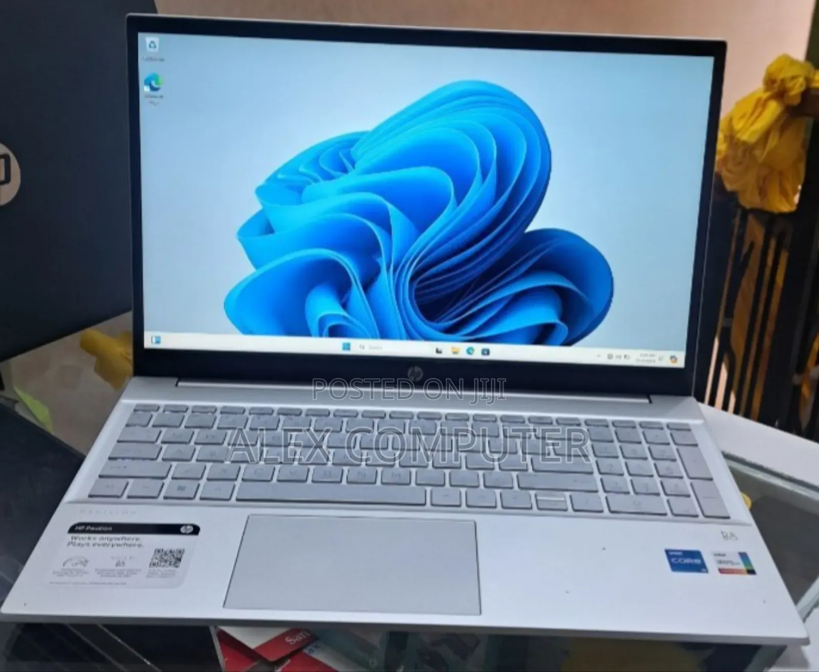 New Laptop HP Pavilion 15 8GB Intel Core I5 SSD 512GB