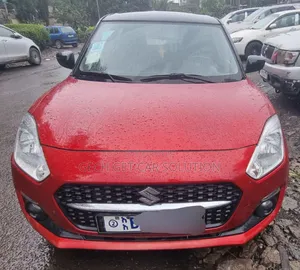 Suzuki Swift 2022 Red
