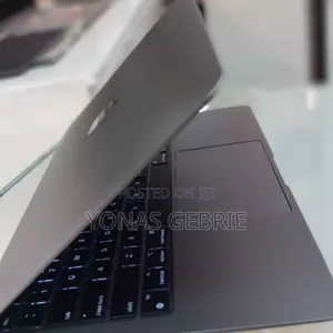 New Laptop Apple MacBook Air 8GB Intel SSD 256GB
