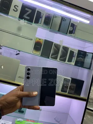 New Samsung Galaxy Fold 5G 512 GB Blue