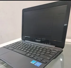 New Laptop Samsung Chromebook 3 11 4GB Intel Celeron SSD 16 GB