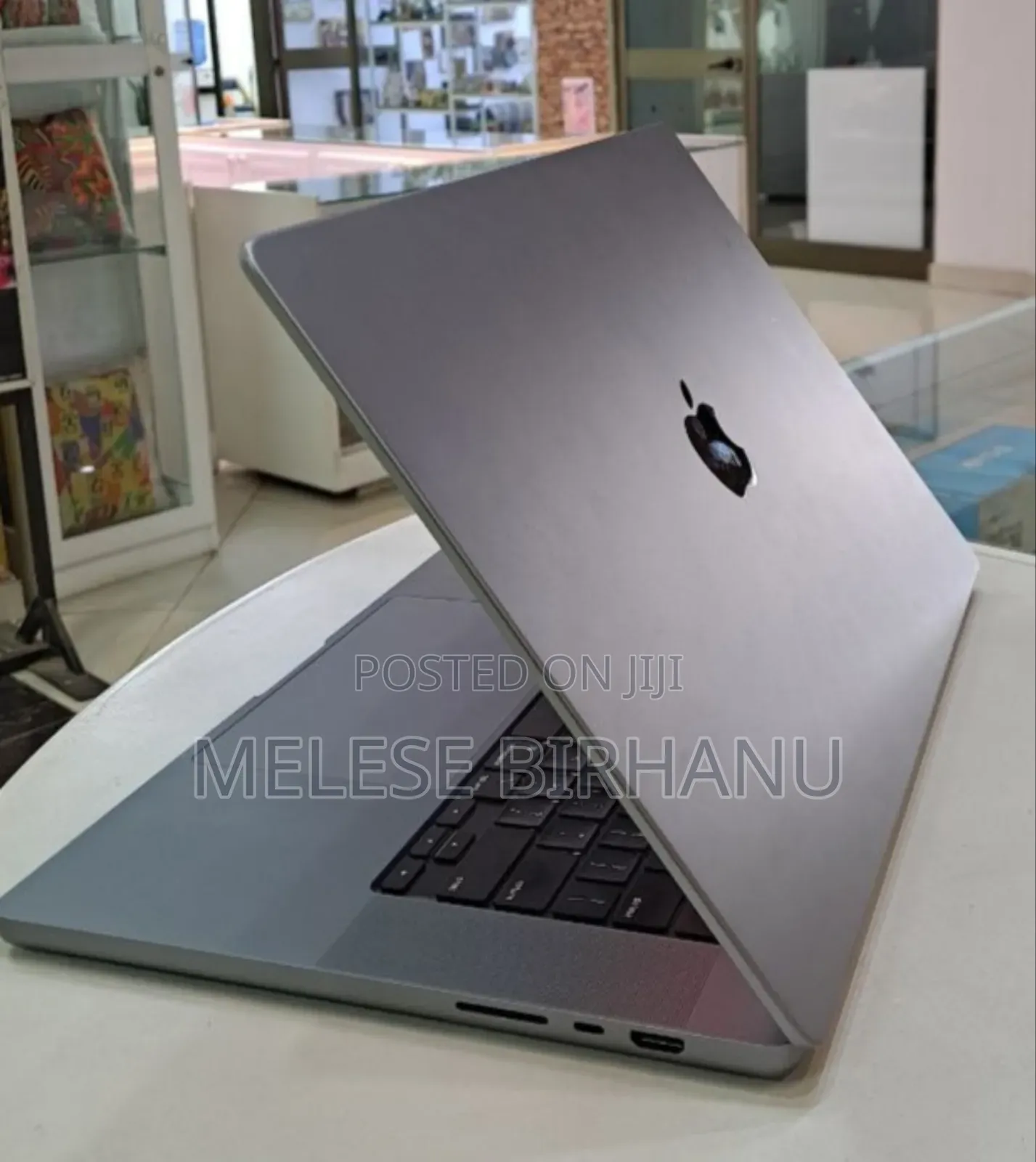 New Apple MacBook Pro 2023 M2 Pro 16-Inch 32GB Apple M2 Ultra 512GB