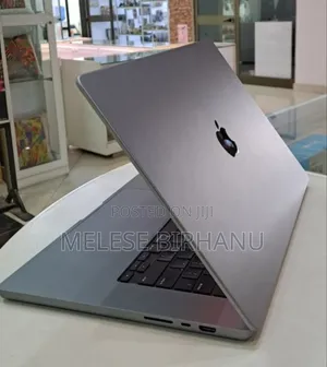 New Apple MacBook Pro 2023 M2 Pro 16-Inch 32GB Apple M2 Ultra 512GB
