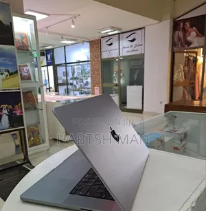 New Apple MacBook Pro 2023 M2 Pro 16-Inch 32GB Apple M2 SSD 512GB