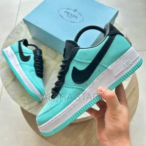Nike Air Force
