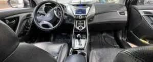 Hyundai Avante 2012 Silver
