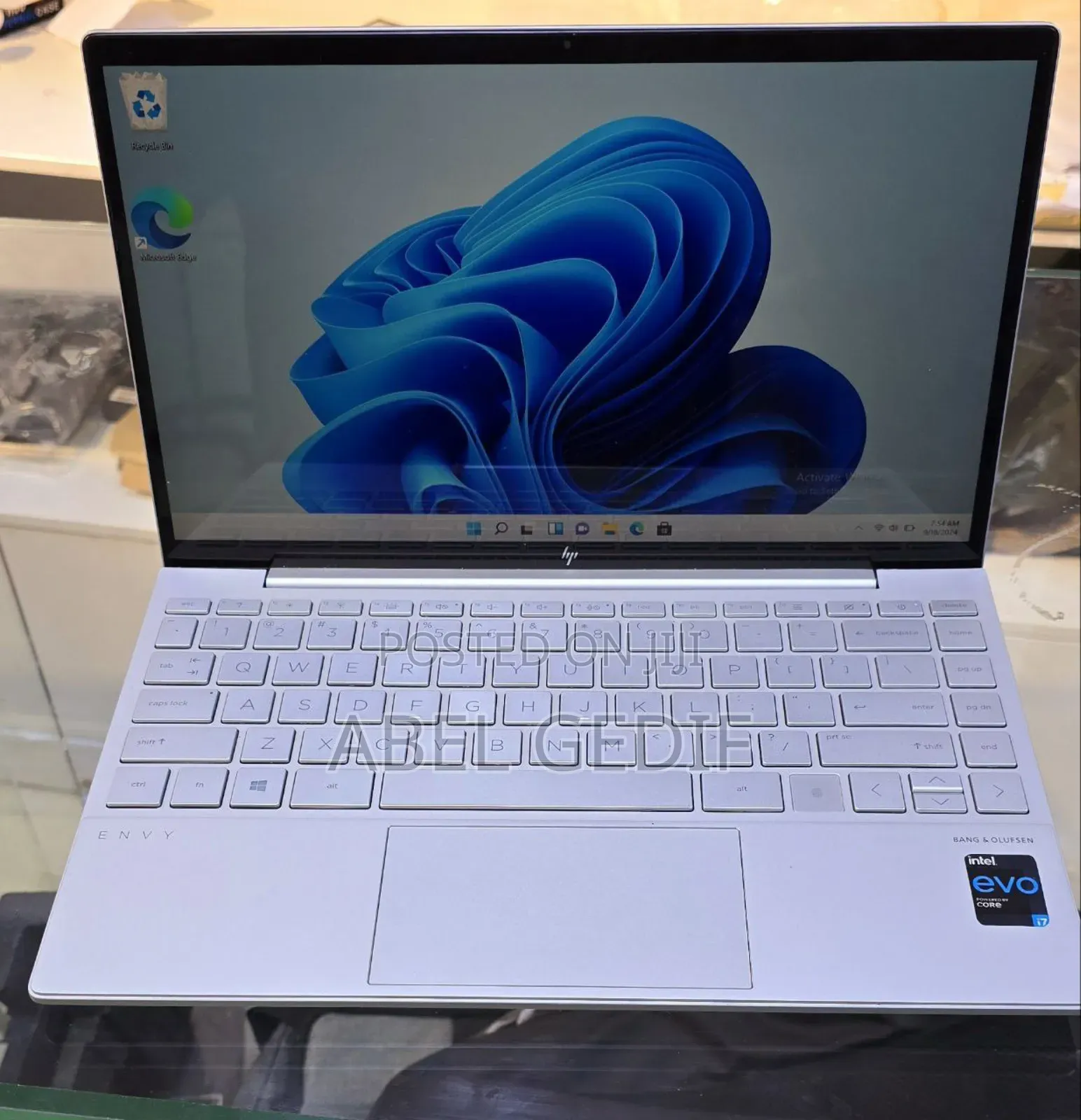 New Laptop HP Envy 13 8GB Intel Core I7 SSD 512GB