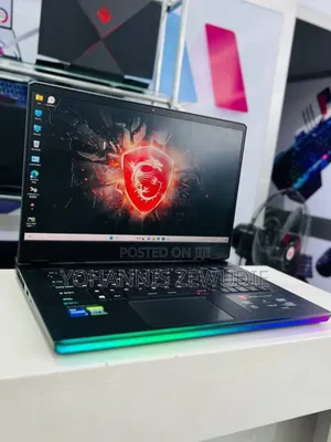 New Laptop MSI Raider GE76 12UGS 16GB Intel Core I7 SSD 1T
