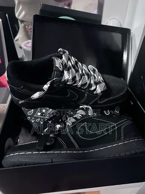 Nike Air Jordan 1 Low Og Sp X Travis Scott