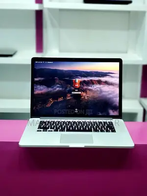 New Laptop Apple MacBook 2015 16GB Intel Core I7 SSD 512GB
