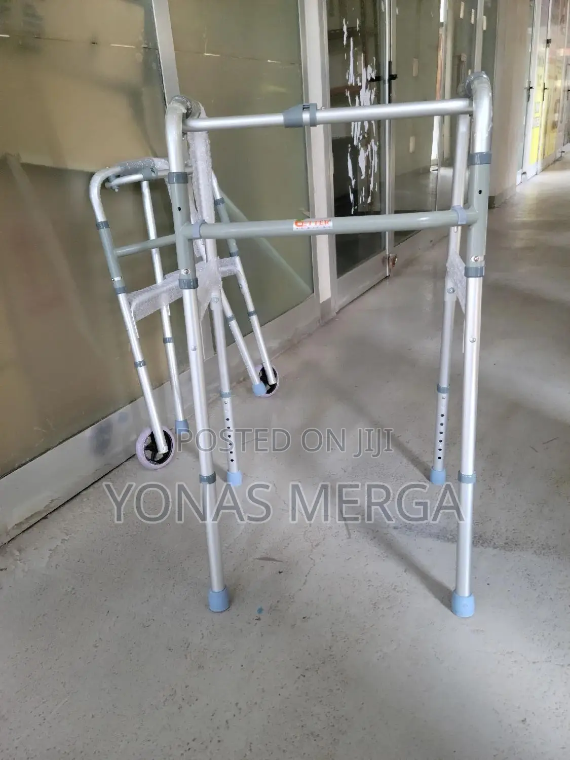Walker/Walking Frame Wiz Wheel/Easy to Carry:Portable1-Click