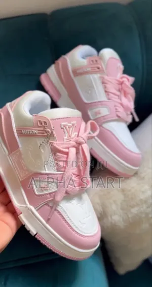 Louis Vuitton Pink Lv Master Quality Shoes